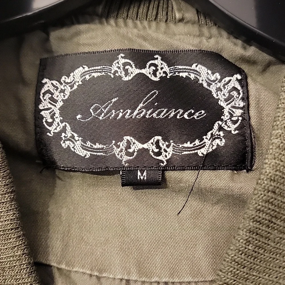 Cropped Bomber Jacket - Picture 2 of 3